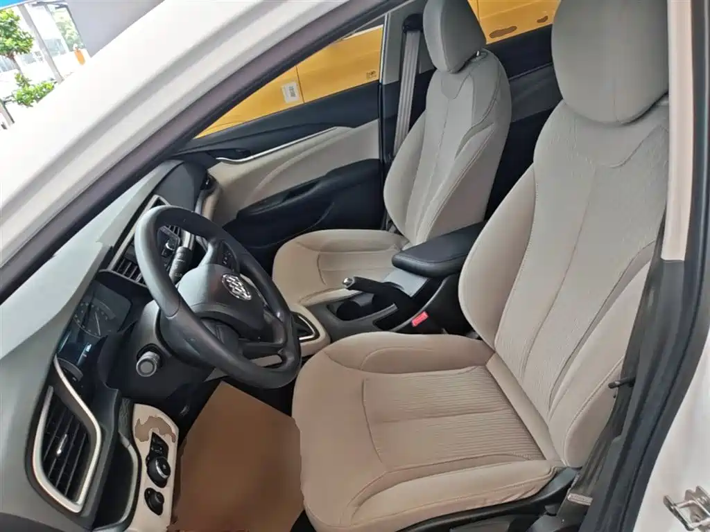 Buick Excelle 2015 15N Automatic Elite фото 15