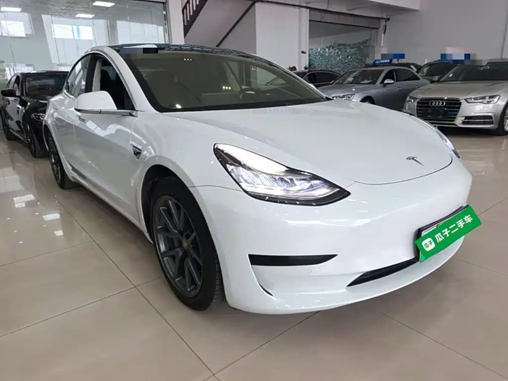 Tesla Model 3 2020 2020 Facelift Standard Range RWD Upgrade
