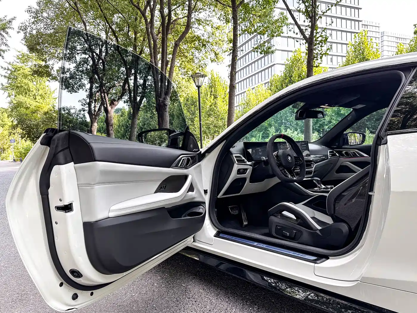 BMW M4 2026 2024 BMW M4 Coupe M xDrive Competition