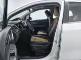 Photo 10 - Buick Encore