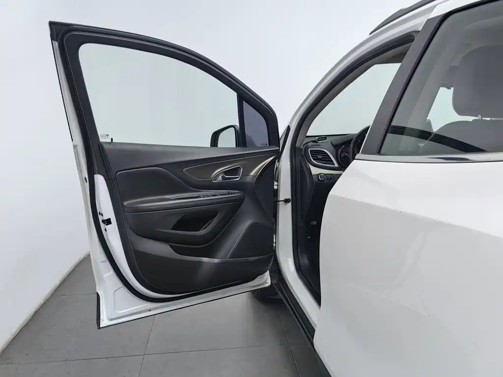 Photo 8 - Buick Encore