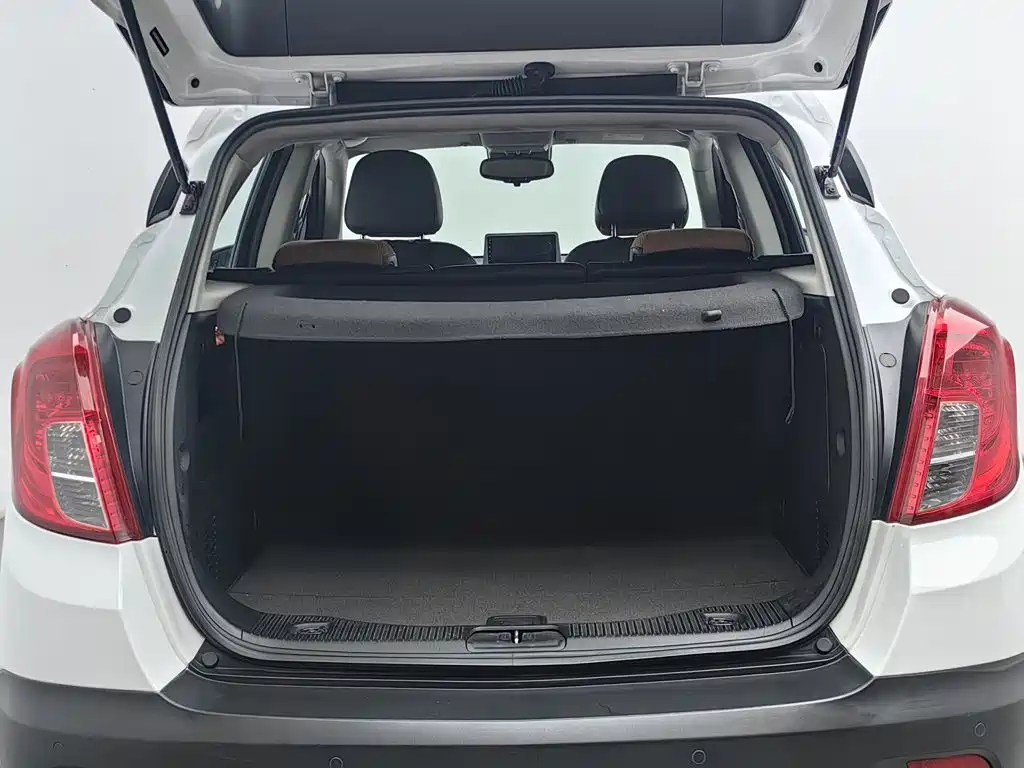 Photo 16 - Buick Encore