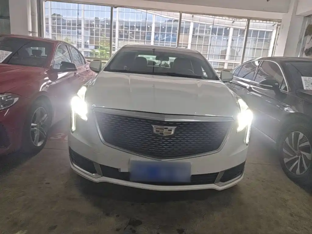 Cadillac XTS 2018 28T Technology фото 3