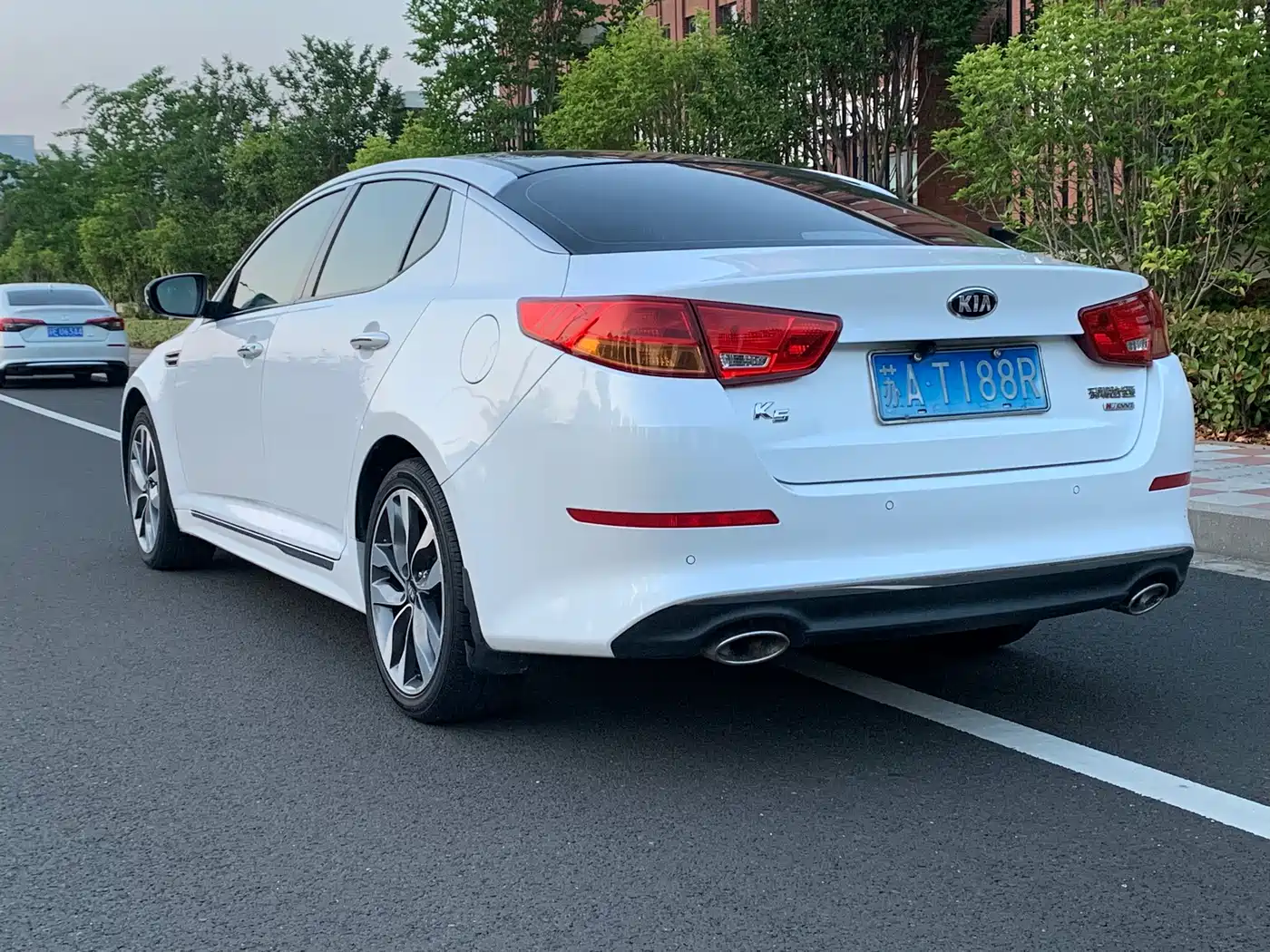 Kia K5 2014 2.0L Automatic LUXURY фото 5