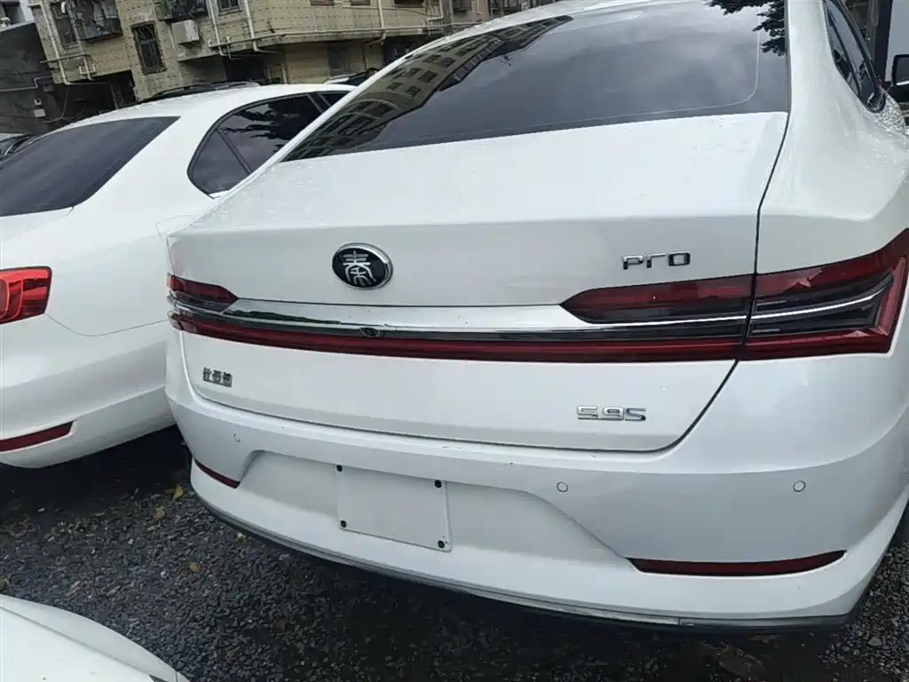 BYD Qin Pro New Energy 2019 DM Super Edition 1.5TI Automatic Smart Connected Jin Xuan Type China VI фото 4
