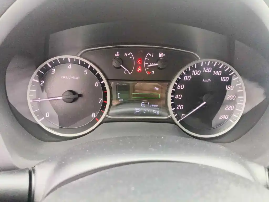 Фото 4 - Nissan Sylphy