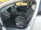 Фото 15 - Ford Focus