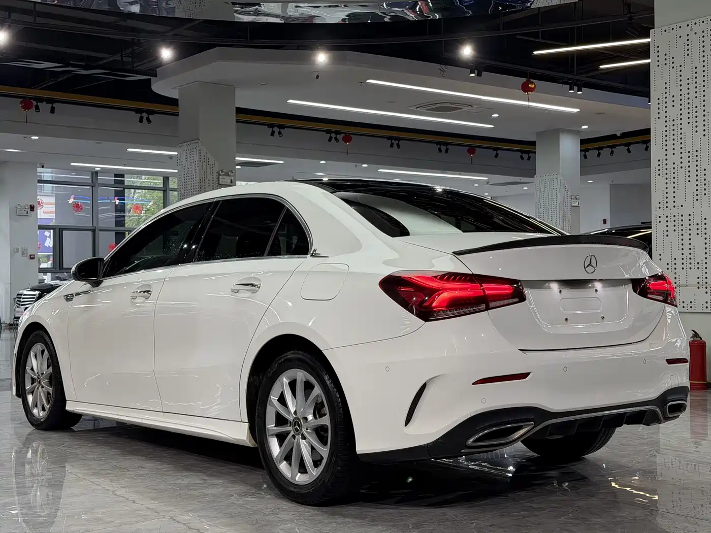 Mercedes-Benz A-Class 2020 A 200 L Sport Sedan фото 14