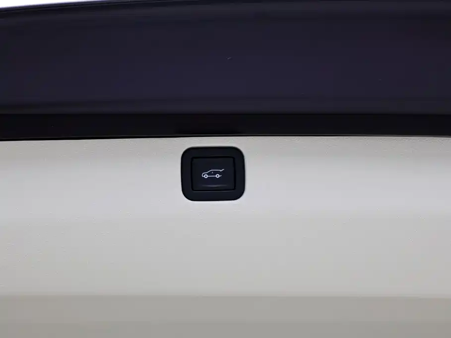 Фото 37 - Buick Enclave