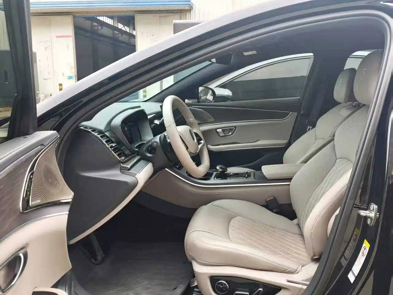 BYD Han 2025 2025 DM-i Smart Driving Edition 125KM LiDAR Flagship