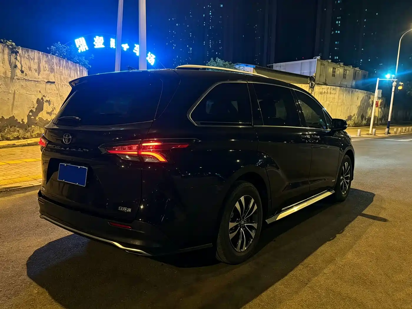 2026 Toyota Granvia