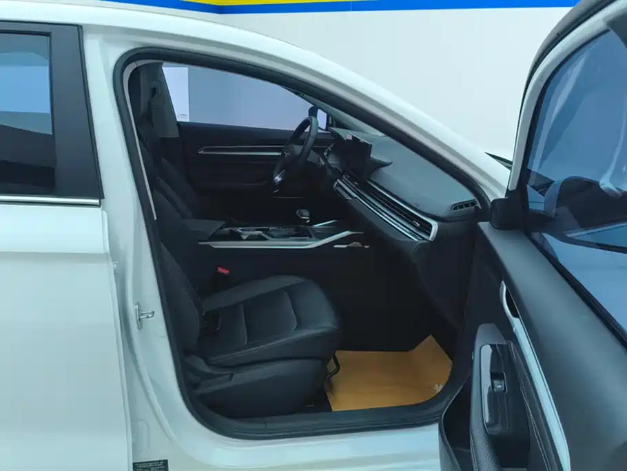 GEELY AUTOMOBILE EMGRAND