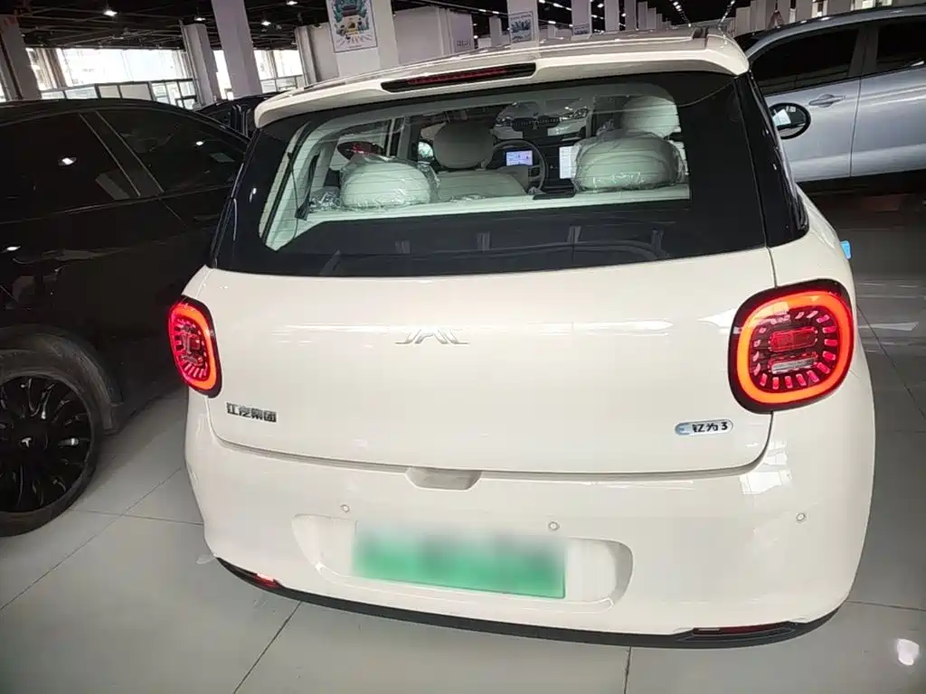 JAC Yiwei Yiwei 3 2026 2025 Model 330km Trend Joy Edition