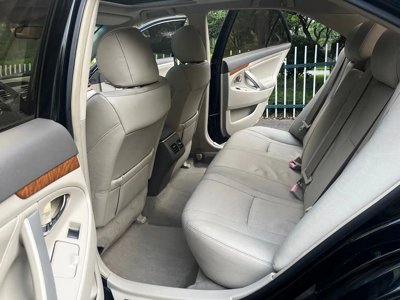Фото 6 - Toyota Camry