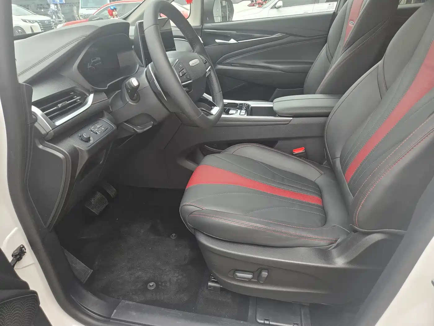 Фото 7 - Maxus Maxus G50