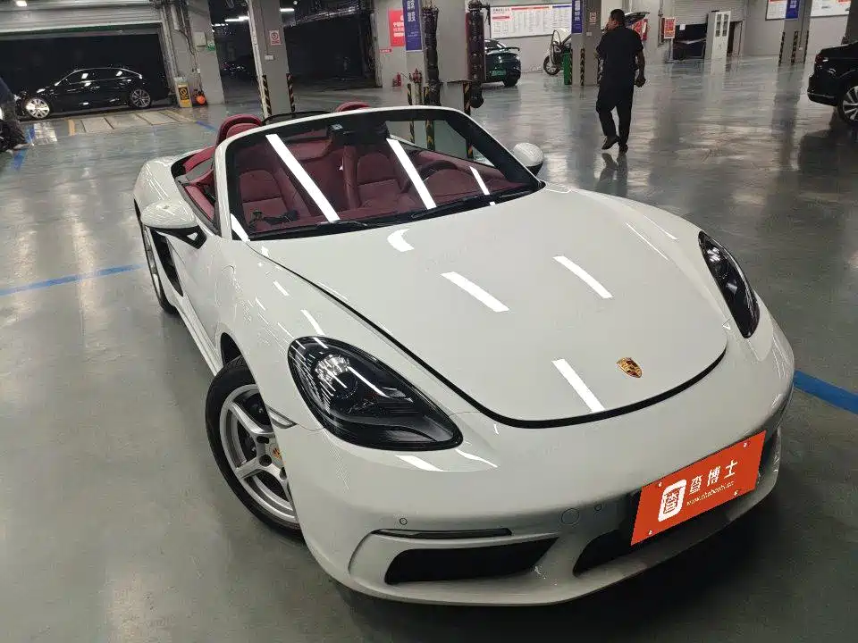 Porsche 718 2024 2022 Boxster 2.0T