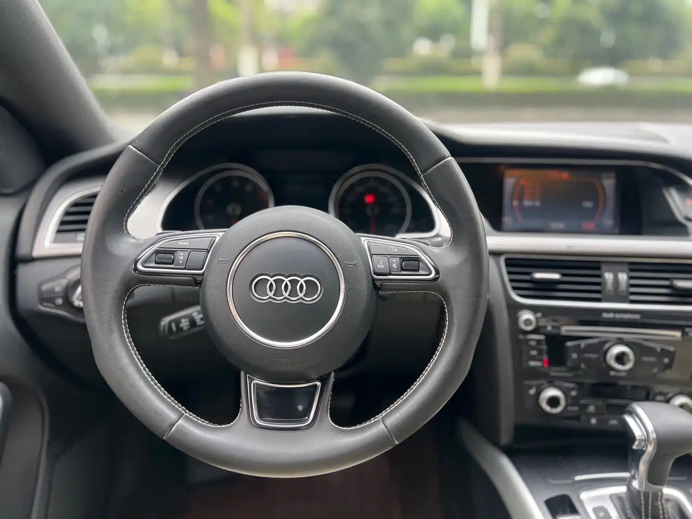 Photo 11 - Audi A5 (Import)