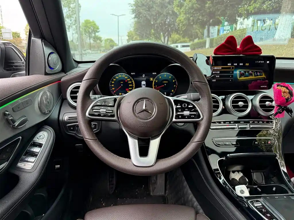 Mercedes-Benz GLC 2021 GLC 260 L 4MATIC Sporty фото 6