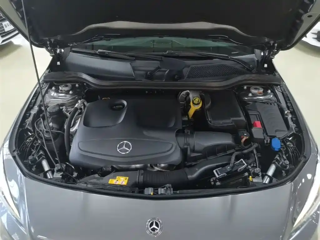 Mercedes-Benz CLA (Import) 2018 CLA 220 4MATIC фото 20