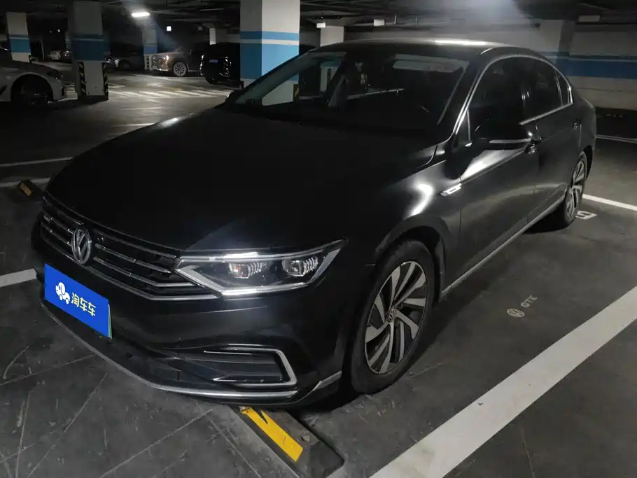 صورة 1 - Volkswagen Magotan GTE Plug-in Hybrid
