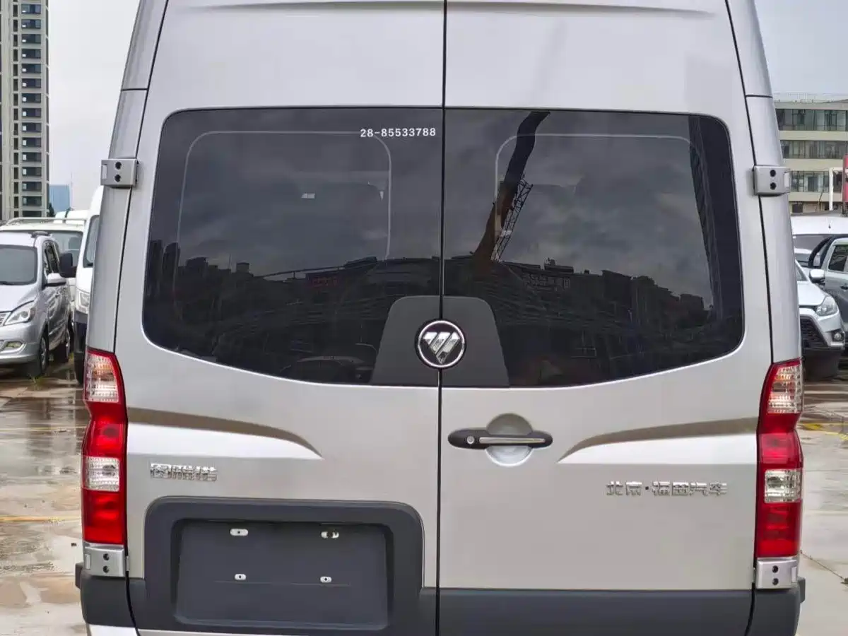 Foton Tuyano 2023 2023 2.0T Passenger Luxury Manual Long Wheelbase Medium Roof Single Rear Tire 9-Seater