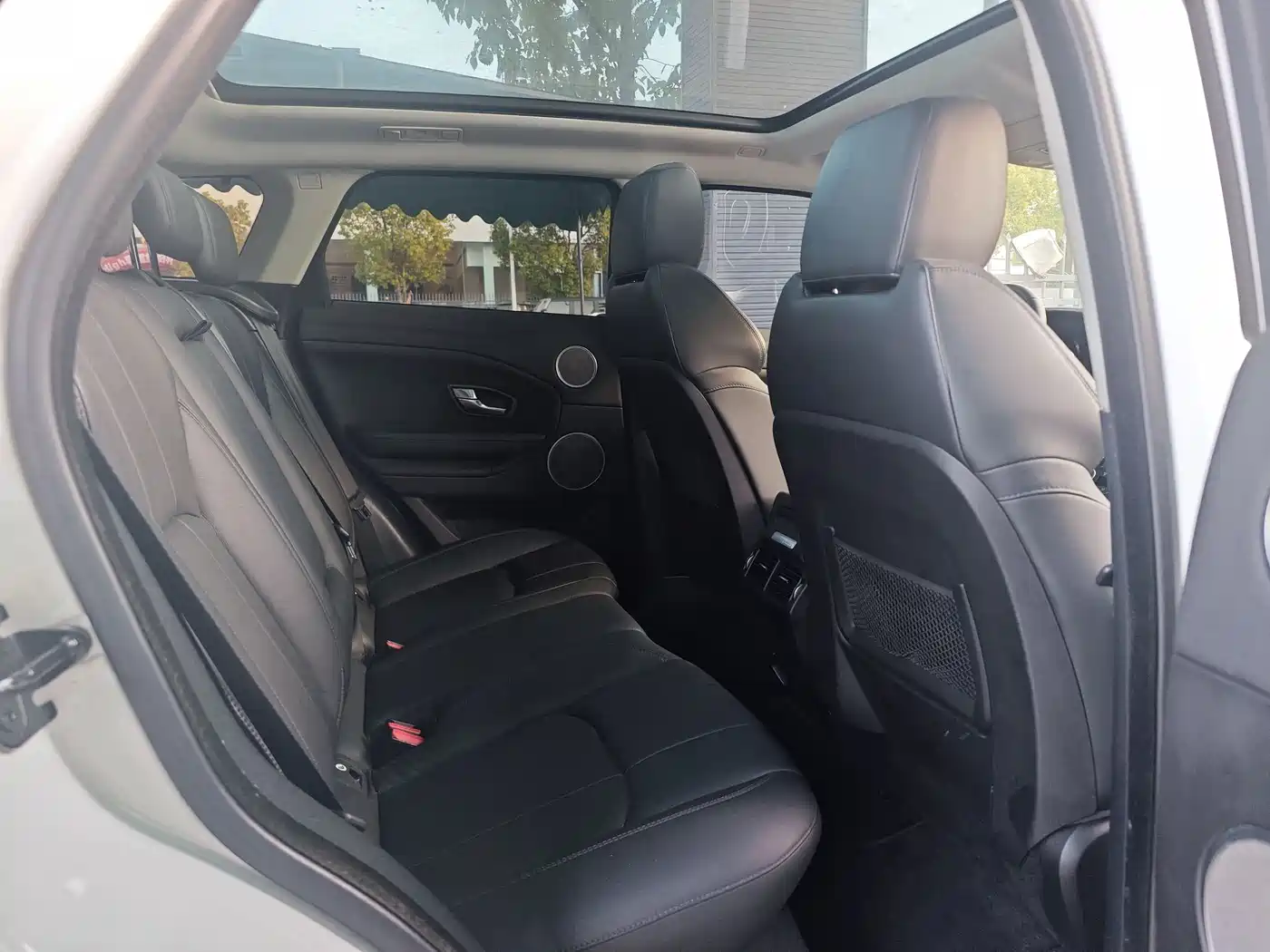 Land Rover Range Rover Evoque 2018 240PS SE Smart Edition фото 10