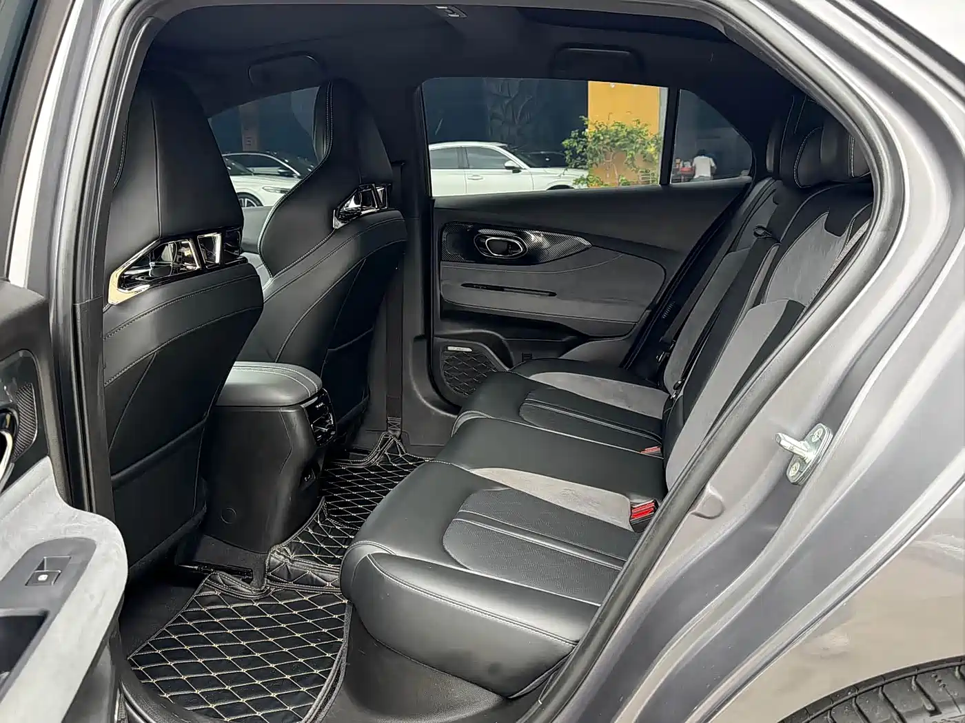 GAC Trumpchi Trumpchi Emkoo 2023 400T Auto R MAX фото 5