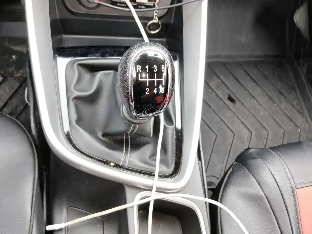 Baojun 530 2019 2019 1.5T Manual Elite (7-seater) China V