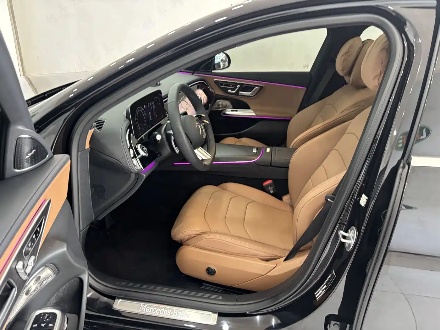 Mercedes-Benz E-Class 2025 E 300 L Luxury Sport фото 13