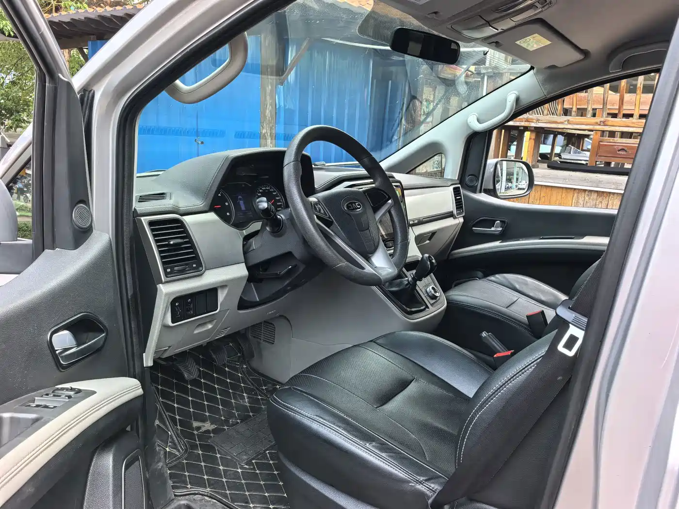 JAC Refine M4 2020 2020 2.0CTI Diesel Manual Sporty Type China VI