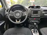 Фото 9 - Jeep Renegade