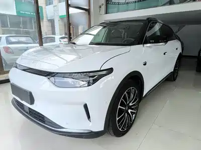 Leapmotor C11