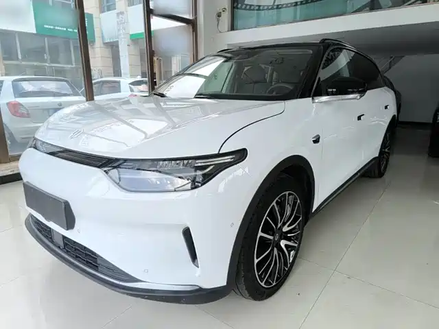 Leapmotor C11 Люкс