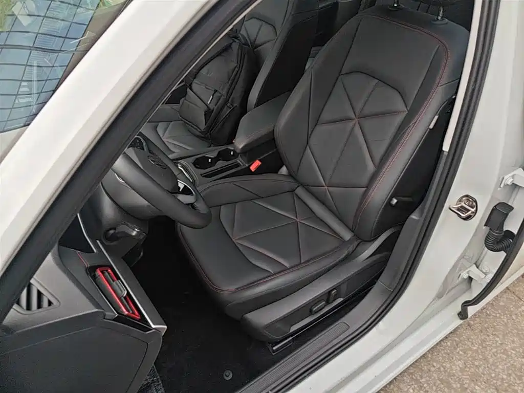 Volkswagen Lavida 2024 Model 300TSI DSG Starlight Leading Edition фото 15