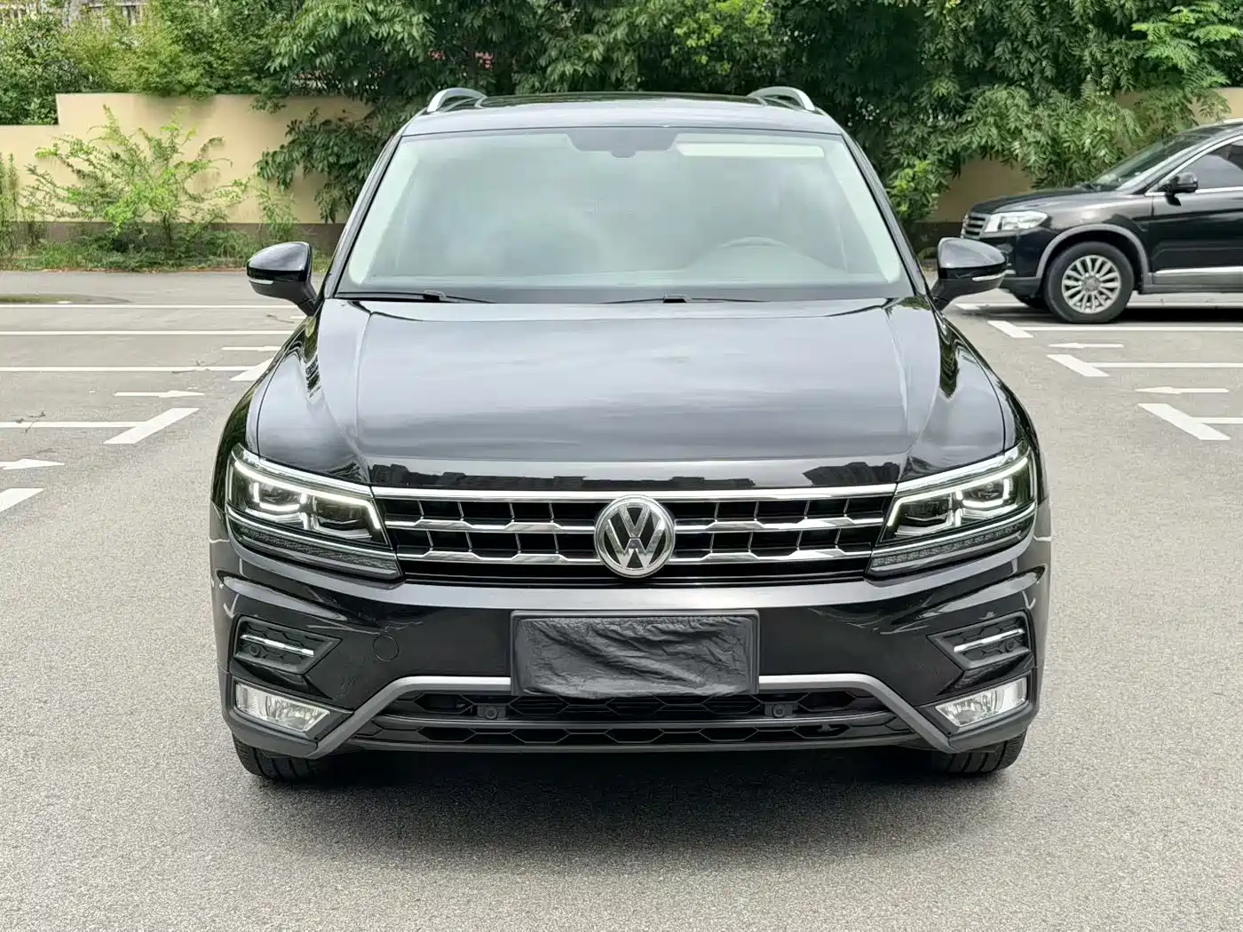 Фото 2 - Volkswagen Tiguan L