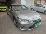Фото 4 - Lexus ES
