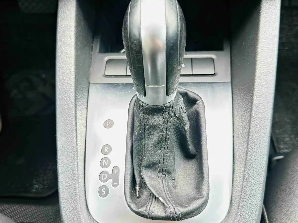 Volkswagen Sagitar 2014 1.4TSI Automatic Luxury фото 17