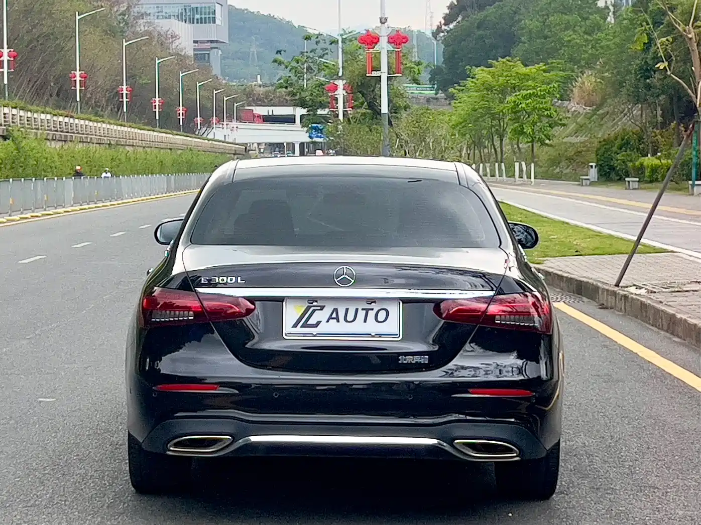 Mercedes-Benz E-Class 2022 Second Facelift E 300 L Sport Luxury фото 6