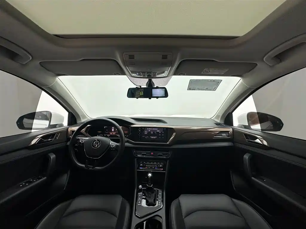 Volkswagen Tharu 2022 280TSI FWD Luxury Edition фото 10