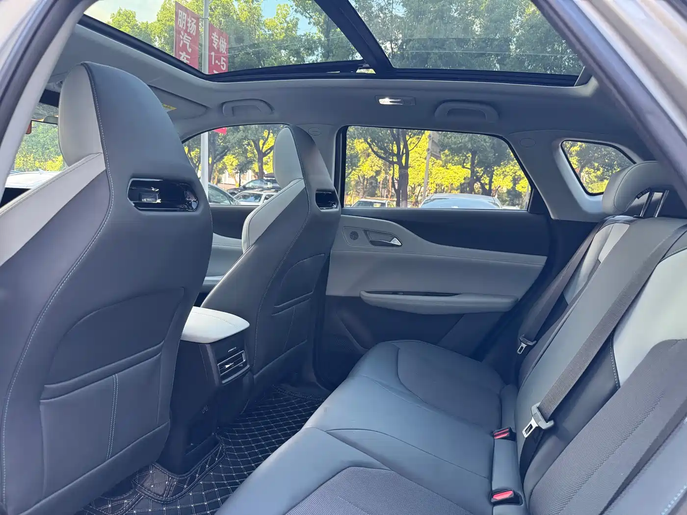 Changan UNI-Z 2025 2025 1.5T Luxury Edition