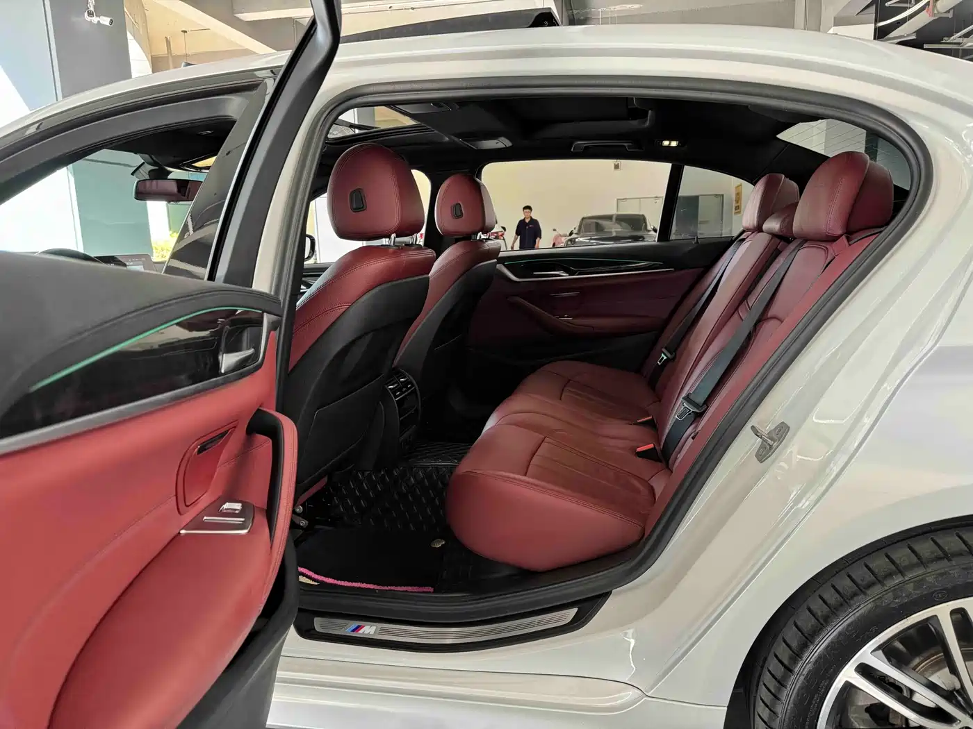 BMW 5 Series 2018 Facelift 530Li xDrive M Sport Package фото 18
