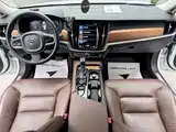 Фото 10 - Volvo S90