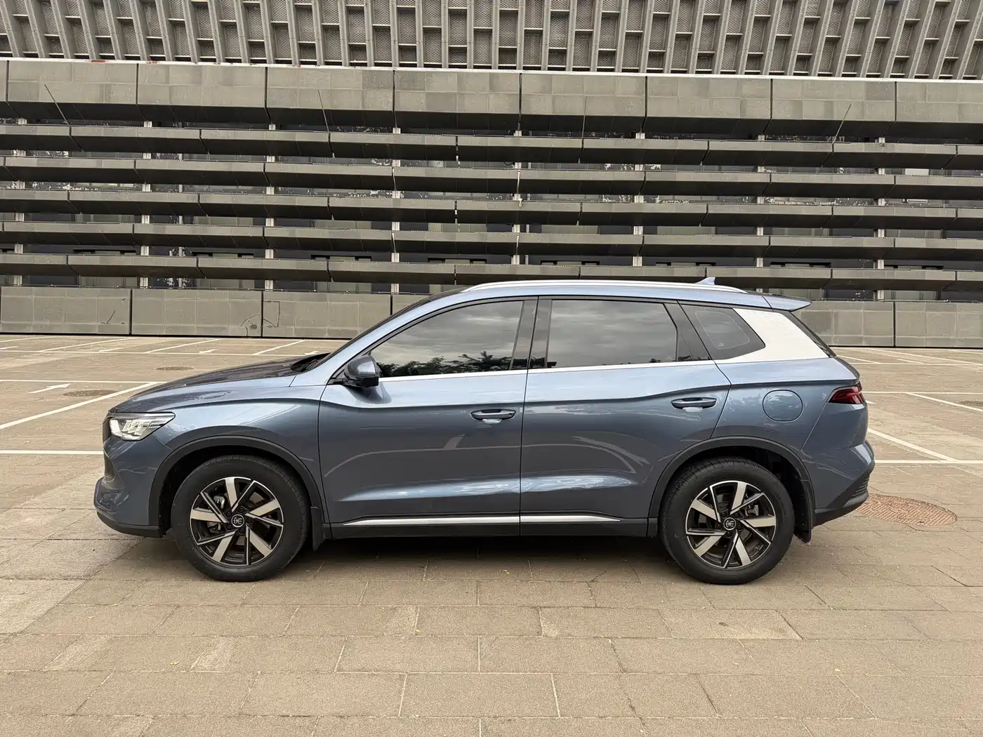 BYD Song Pro New Energy 2023 Champion Edition DM-i 110KM Surpassing Type фото 6