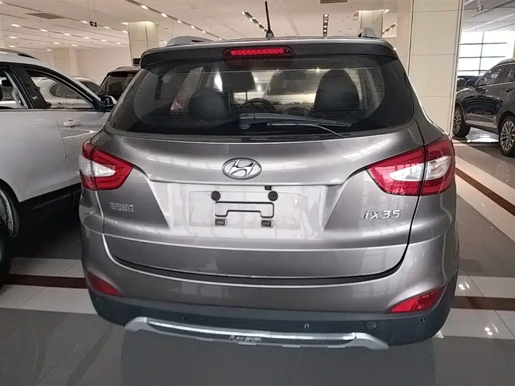 Hyundai Beijing Hyundai ix35 2013 2.0L Auto 2WD Smart GLS China IV фото 6