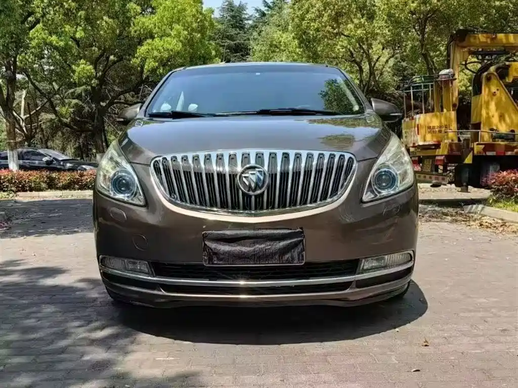 Buick GL8 2013 3.0L GT Luxury Business Elegance Edition фото 4