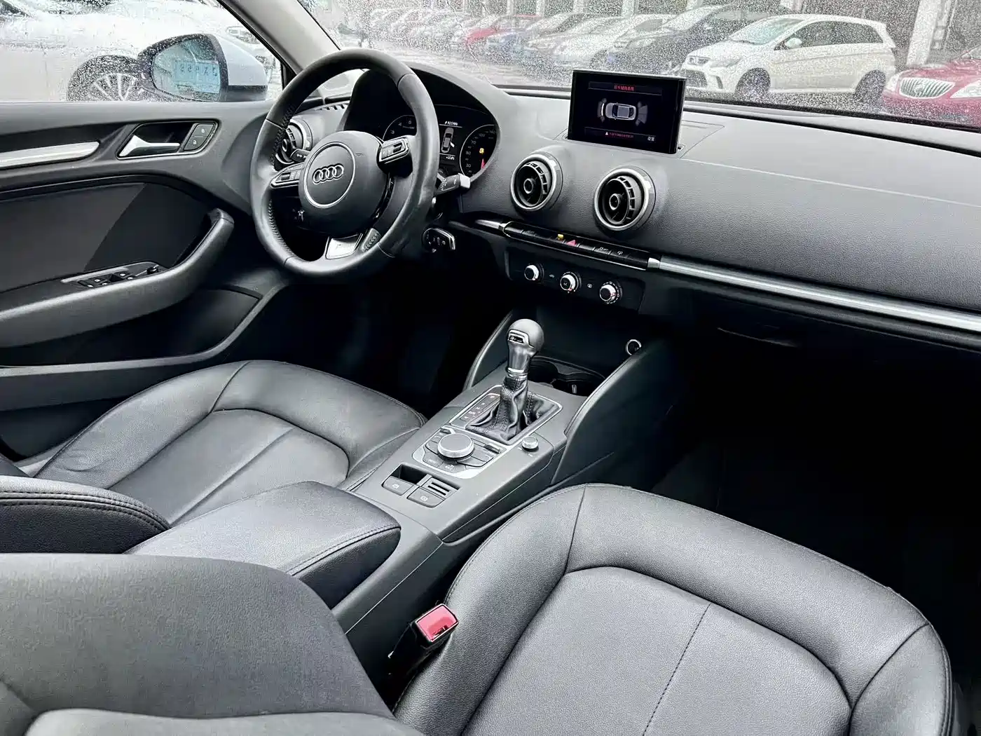 Audi A3 2016 Limousine 35 TFSI Leadership фото 8
