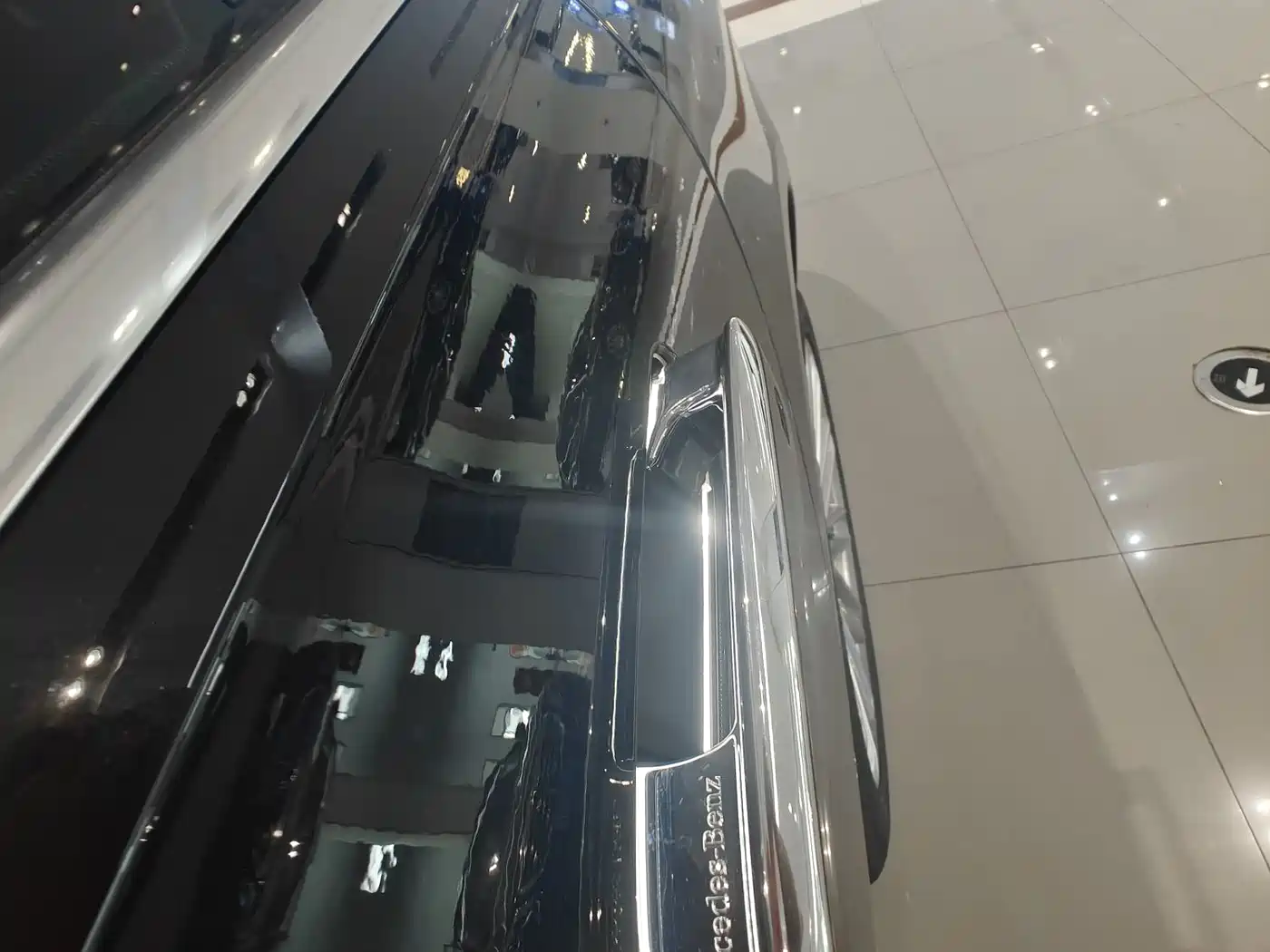 Фото 13 - Mercedes-Benz S-Class