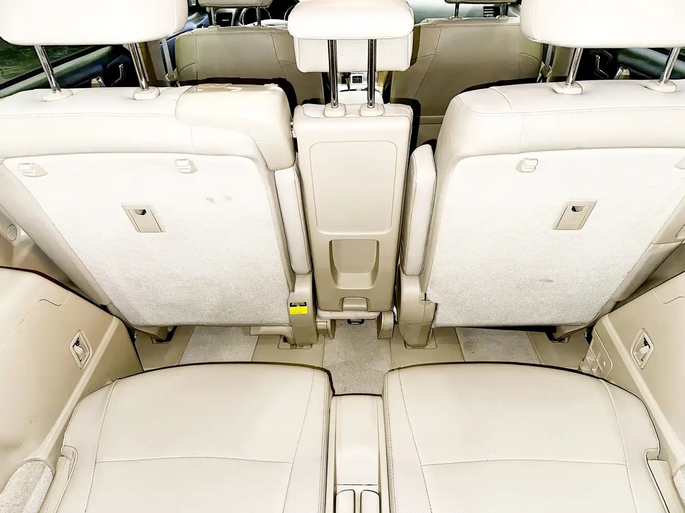 Toyota Highlander 2012 2.7L 2WD 7-Seater Luxury Edition фото 7
