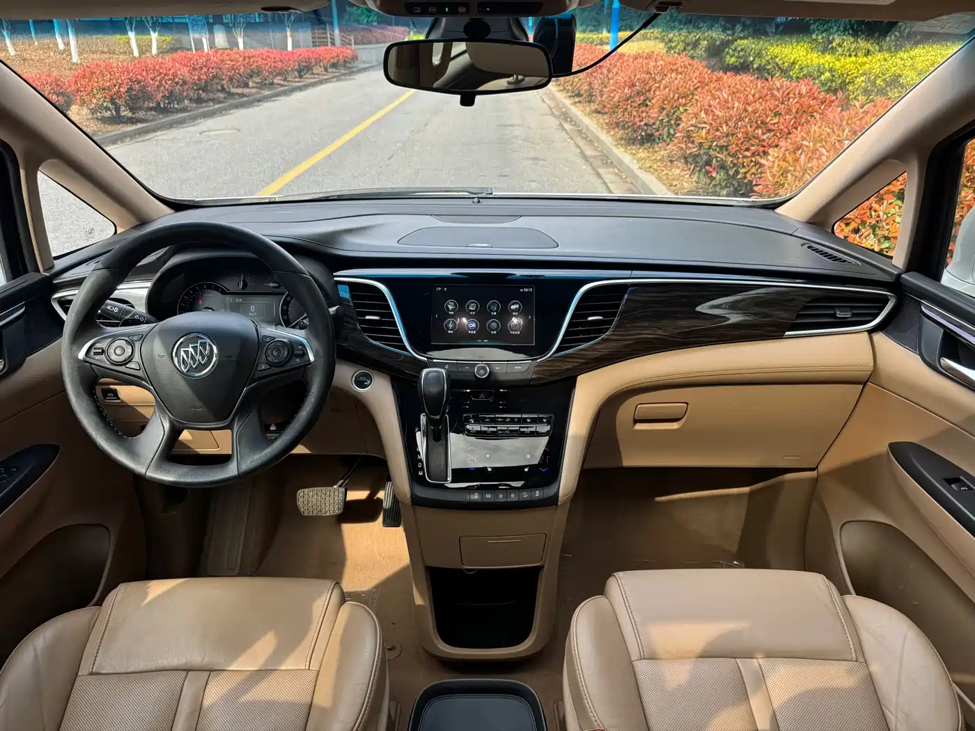 Buick GL8 2018 ES 28T Luxury Type China VI фото 12