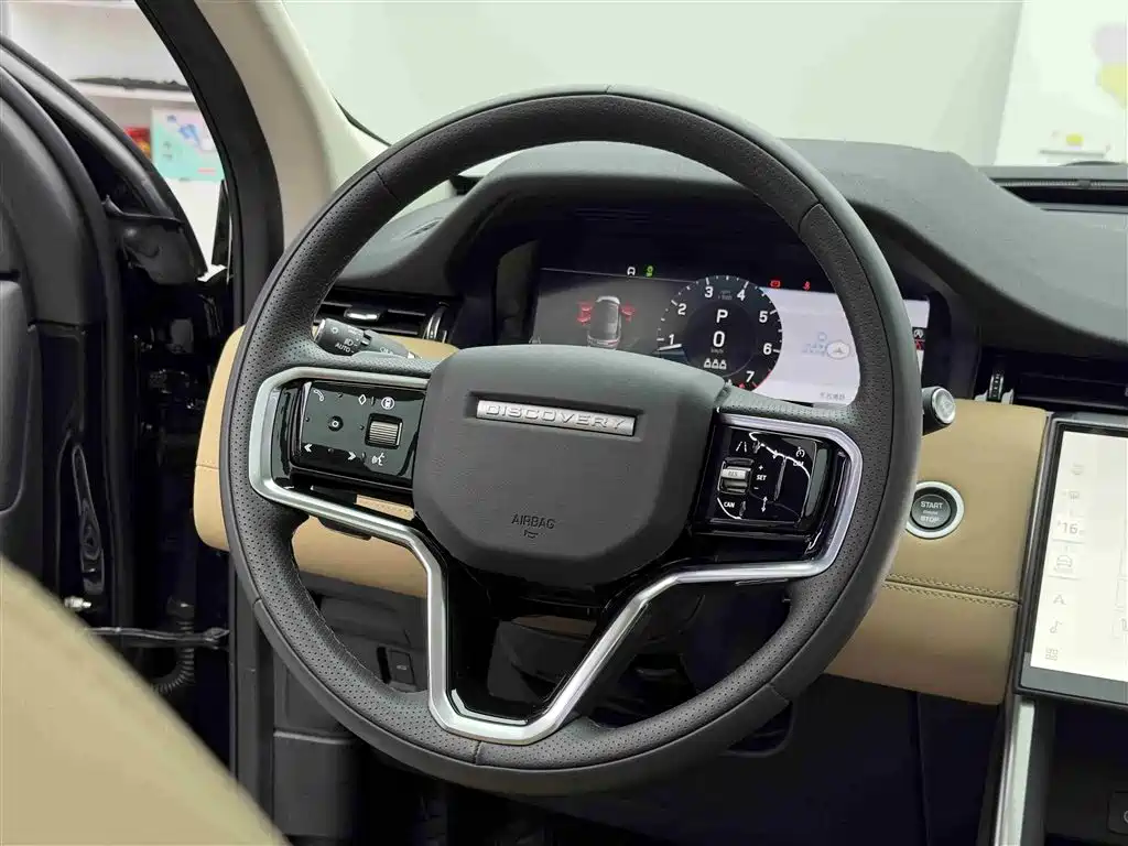 Land Rover Discovery Sport 2025 249PS Performance Tech Edition фото 11
